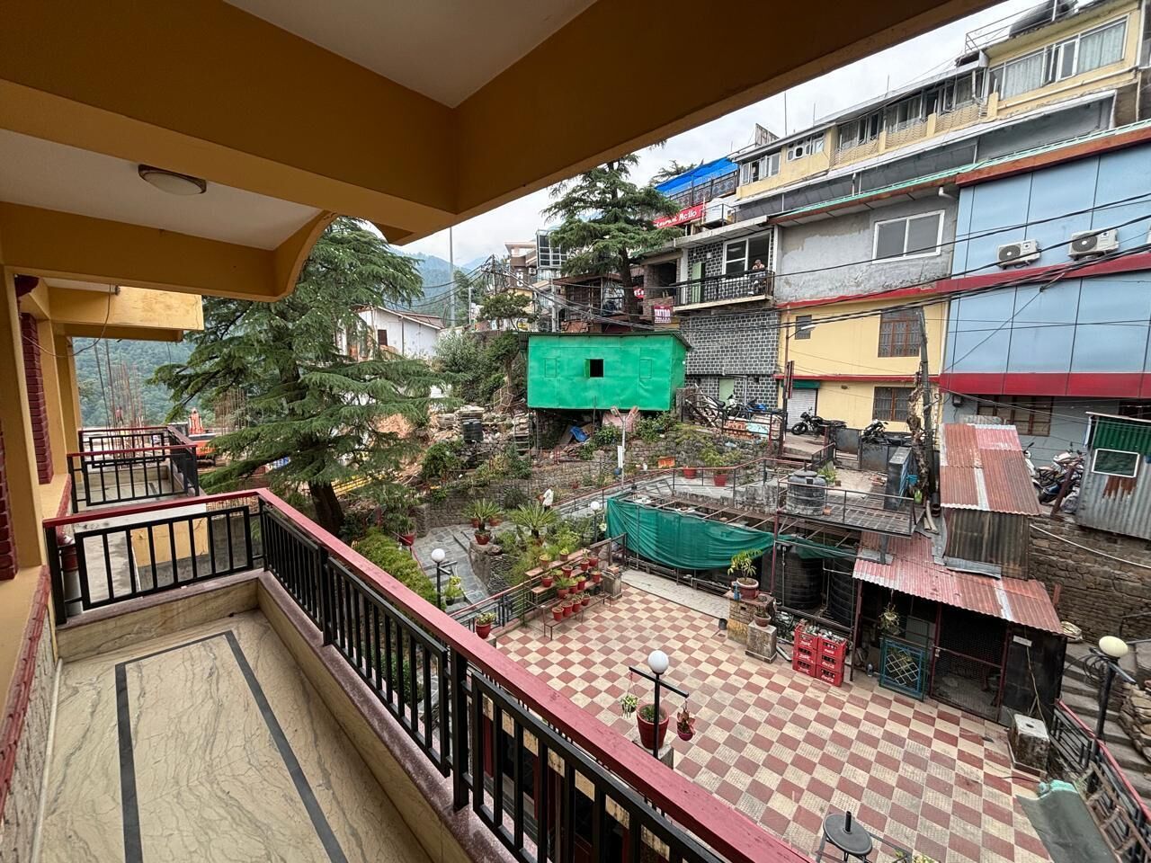 Deluxe-huone, kaupunkinäköala | Terassi/patio