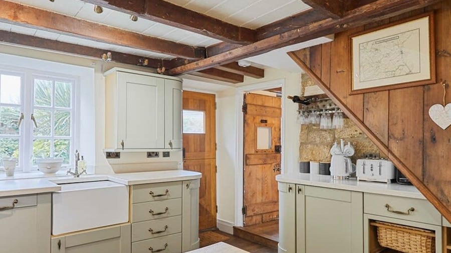 Host Stay Colcott Cottage