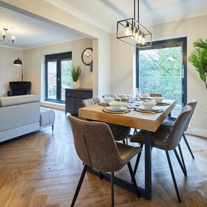 House | 3 bedrooms - Host Stay Roseberry Topping Townhouse (Middlesbrough)