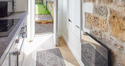 Host Stay Rose Cottage