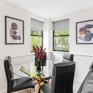 Apartment | 1 bedroom - Host Stay 52 Waterside Place (Taunton)