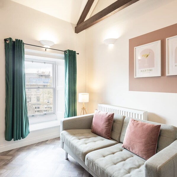 Apartment | 1 bedroom - Host Stay The Tea Warehouse - Ceylon (Alnwick)