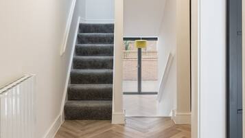 House | 4 bedrooms, Internet