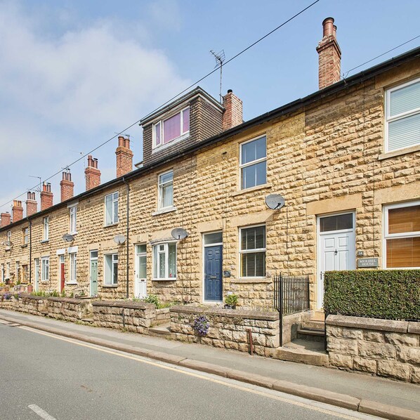 House | 2 bedrooms - Host Stay Wild Springs (Wetherby)