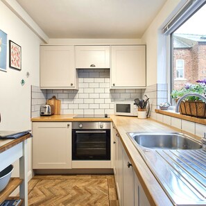 4 عدّة غرف نوم