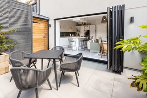 บ้านพัก | 2 ห้องนอน