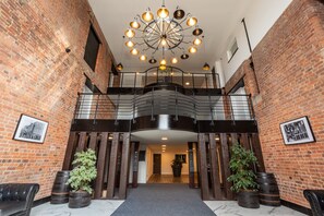 Apartment | 1 bedroom, desk, iron/ironing board, Internet - Host Stay The Maltings (Burton on Trent)