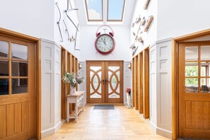 House | 10 bedrooms, iron/ironing board - Host Stay Crackin View (Hexham)