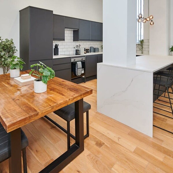 Apartment | 2 bedrooms, Internet - Host Stay Princes Place Hideaway III (Liverpool)