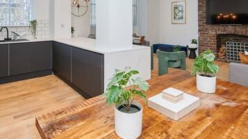 Apartment | 2 bedrooms, Internet