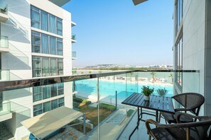 ลานระเบียง/นอกชาน