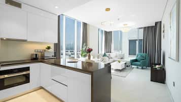One Bedroom Classic Apartment - Burj Khalifa View | 私人厨房 | 冰箱、微波炉、烤面包机