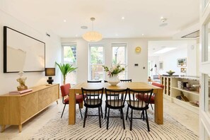 Apartemen (4 Bedrooms) | Eksterior