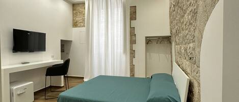 Comfort tweepersoonskamer | Luxe beddengoed, bedden met traagschuimmatrassen