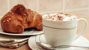 Free daily continental breakfast
