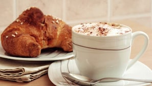 Free daily continental breakfast