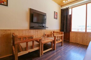 Superior Room, Balcony, Lake View