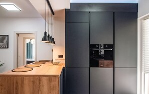 Fridge, oven, stovetop, dishwasher - 4 bedroom gorgeous apartment in Medulin (Medulin)