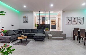 Smart TV - Beautiful apartment in Medulin with swimming pool (Medulin)