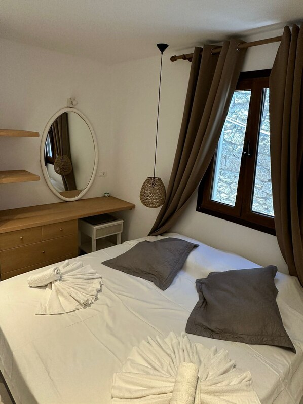 Iron/ironing board, free WiFi - ENE'S Mykonos (Mykonos)