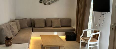 Een strijkplank/strijkijzer, gratis wifi