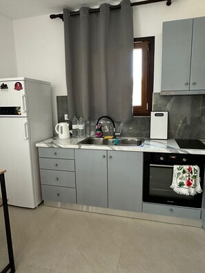 1 dormitorio, tabla de planchar con plancha, wifi gratis