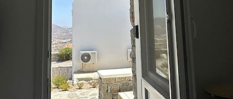 1 bedroom, iron/ironing board, free WiFi