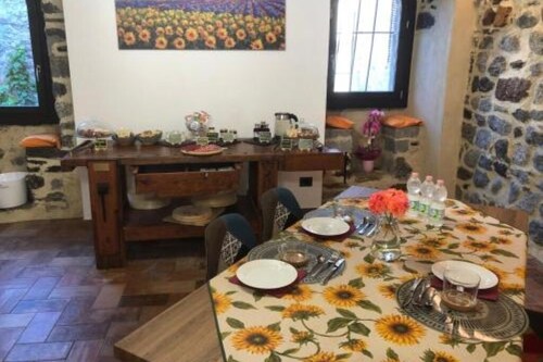 The Color Tower - Vittorio and Tania