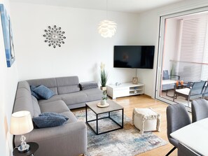 Flat-screen TV - Charming 2-bedroom apartment Katarina in Split with private parking, WiFi, AC (Split)