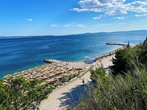 Beach nearby - Charming 2-bedroom apartment Katarina in Split with private parking, WiFi, AC (Split)