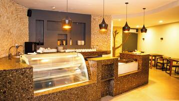 Snack-bar