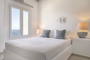 5 habitaciones, tabla de planchar con plancha, wifi y ropa de cama 