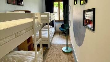 3 bedrooms, iron/ironing board, travel crib, WiFi