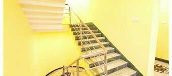 Shri Anand Hotel Berinag