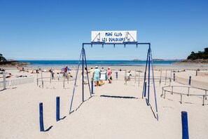 Tæt på stranden
