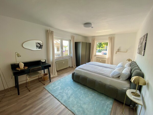 3 dormitorios, escritorio, wifi gratis y ropa de cama