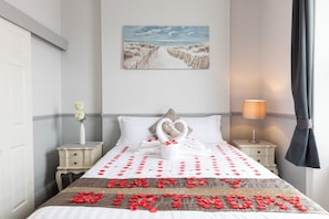 Wifi gratis y ropa de cama 