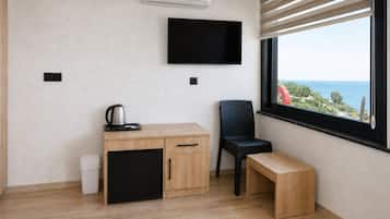 Standard Double Room, Sea View | Soundproofing, free WiFi
