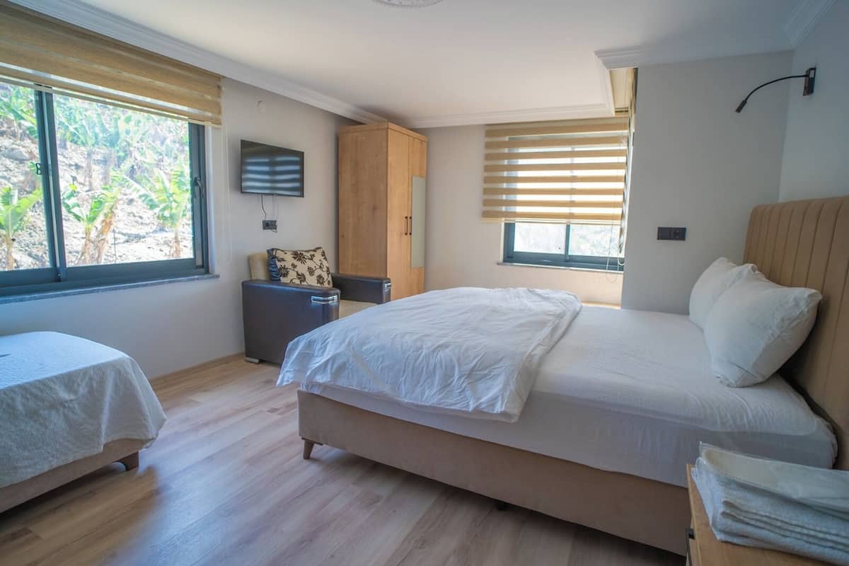 Triple Room, Sea View | Free WiFi
