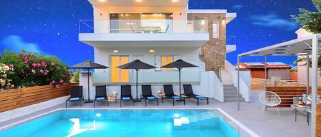 Utomhuspool