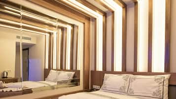 Egyptian cotton sheets, premium bedding, minibar, bed sheets