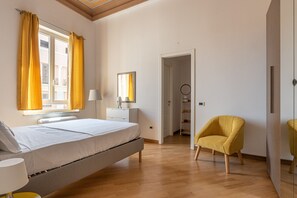 Ferros/tábuas de passar roupa, Wi-Fi de cortesia, roupa de cama