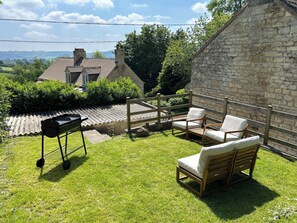 Terrace/patio - Traditional Country Cottage  (Stroud)