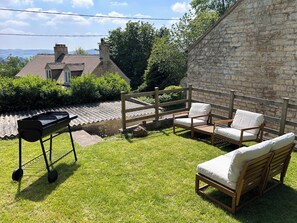 Terrace/patio - Traditional Country Cottage  (Stroud)