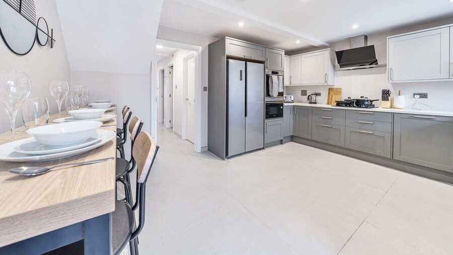 Ettrick Court House By REDWOOD STAYS