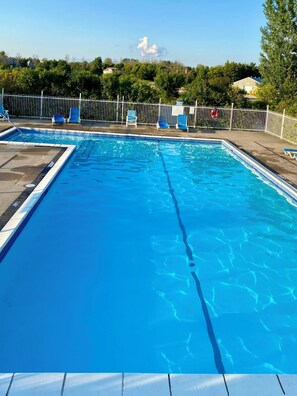 Indoor pool, outdoor pool