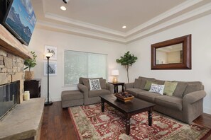 Townhome, Multiple Beds, Patio, Garden View (Broken Top Retreat in Bend) | Living area | 42-inch flat-screen TV with digital channels, fireplace - Perfect Basecamp for Mt. Bachelor With Hot Tub (Bend)