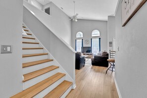 Interior - Enchanting Vacation Haven (Davenport)