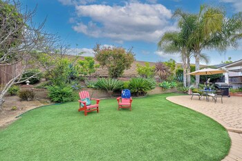 Carlsbad Charm 3 BDR Stunner!