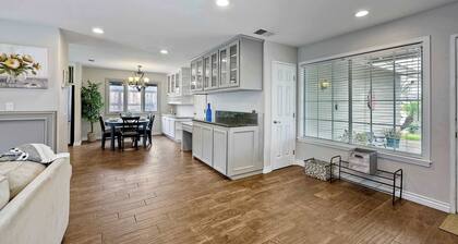 Carlsbad Charm 3 BDR Stunner!